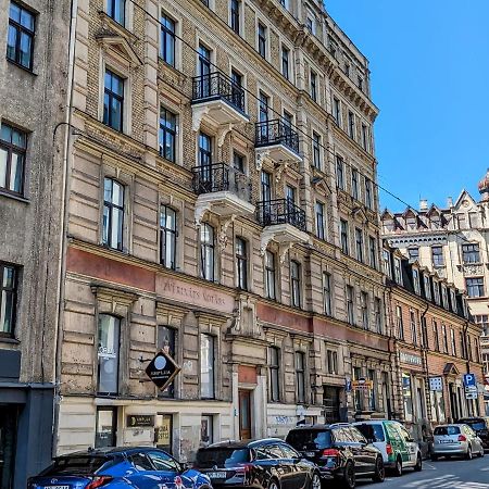 Perfectly Central Apartment 5 Min To Old Town & Art Noveau. Riga Ngoại thất bức ảnh